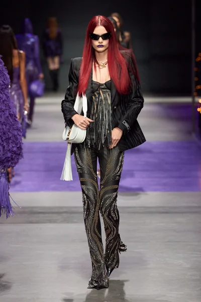 Look 44